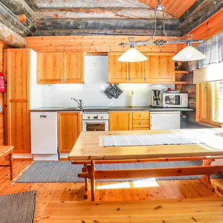 Aihkelo By Interhome לוסטו